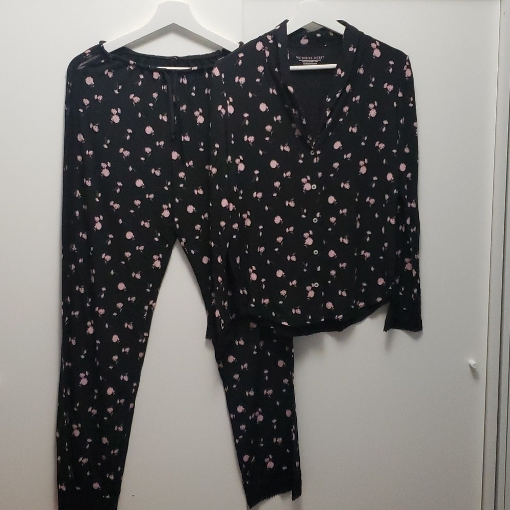 Victoria's Secret PJ set